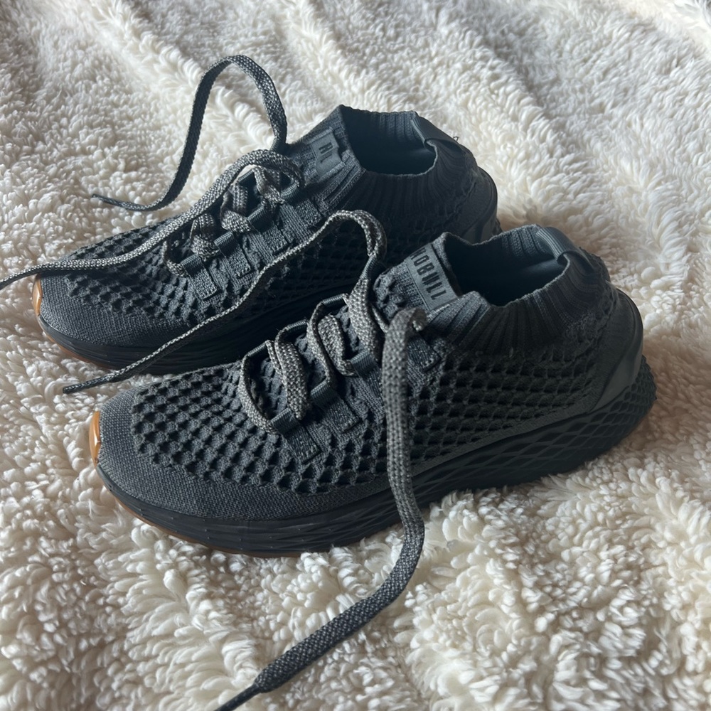No bull women’s trainers